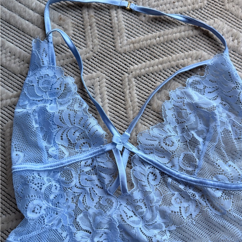 NWT Roma Confidential Lace Halter Bodysuit – Light Blue – Size S/M - Picture 2 of 5